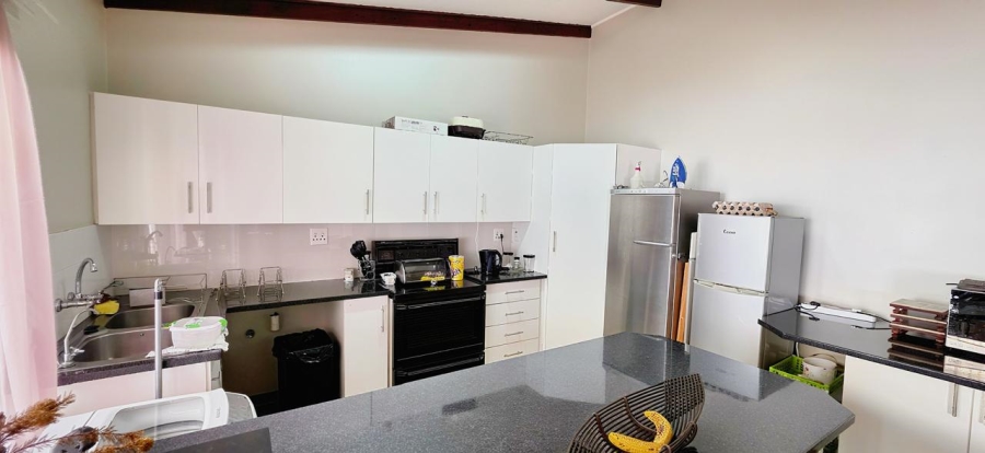 4 Bedroom Property for Sale in Annlin Gauteng