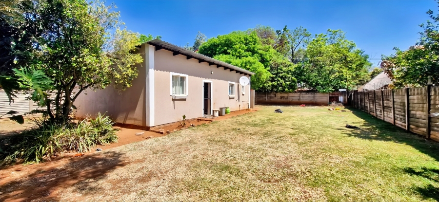 2 Bedroom Property for Sale in Pretoria North Gauteng