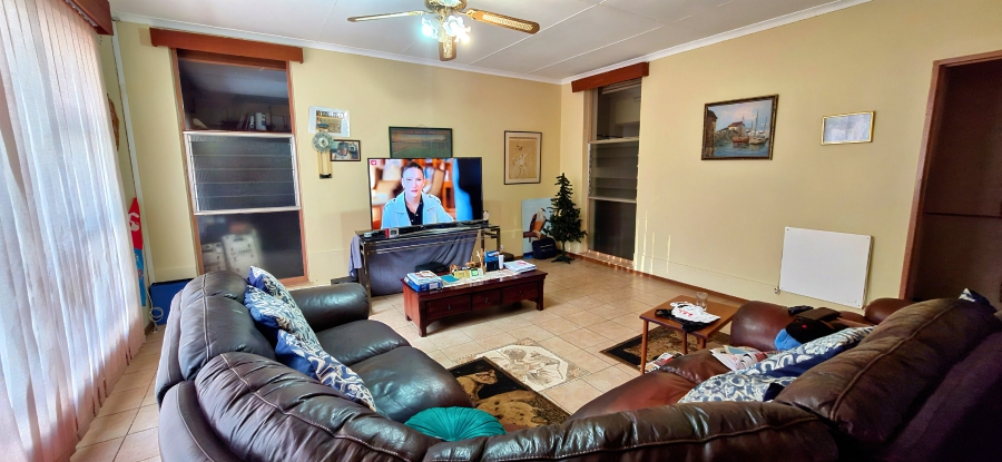 4 Bedroom Property for Sale in Sinoville Gauteng