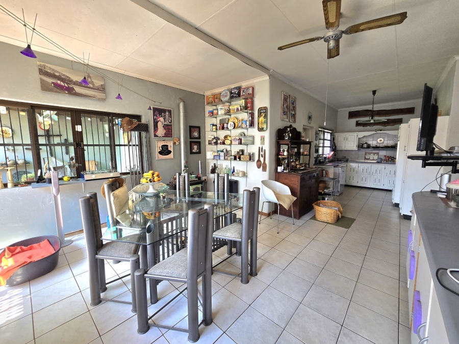 4 Bedroom Property for Sale in Theresa Park Gauteng