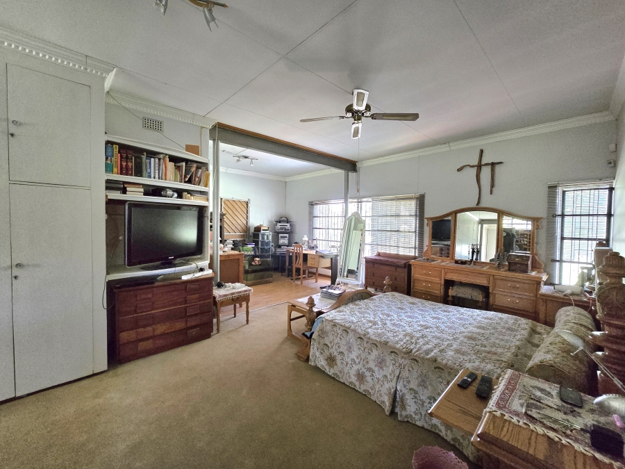 4 Bedroom Property for Sale in Theresa Park Gauteng