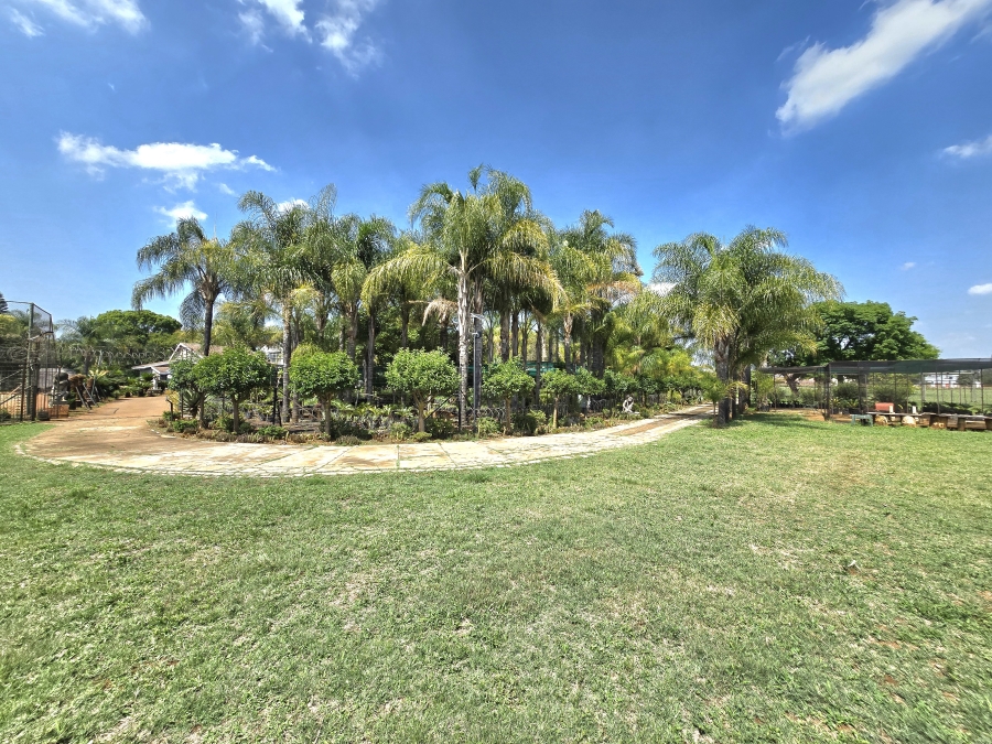 4 Bedroom Property for Sale in Theresa Park Gauteng