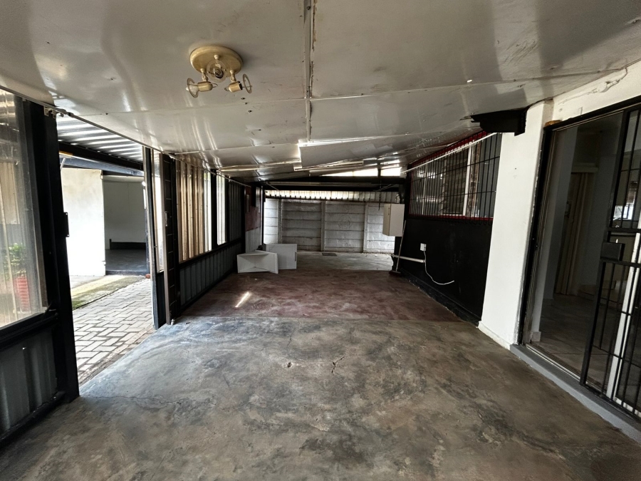 3 Bedroom Property for Sale in Villieria Gauteng