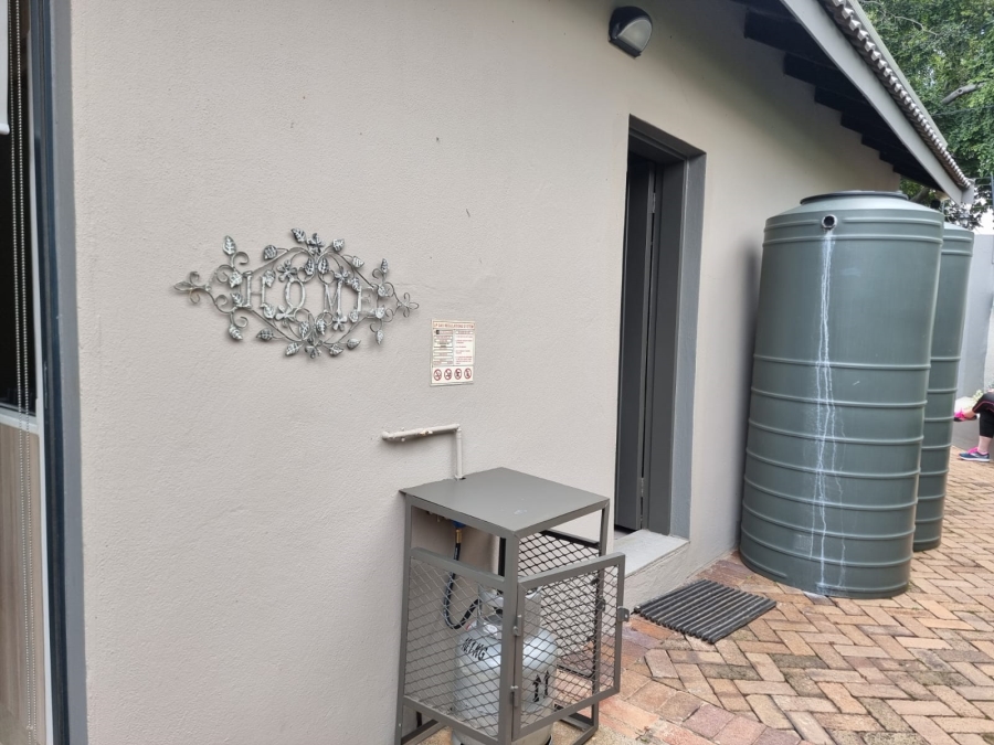 To Let 1 Bedroom Property for Rent in Brooklyn Gauteng