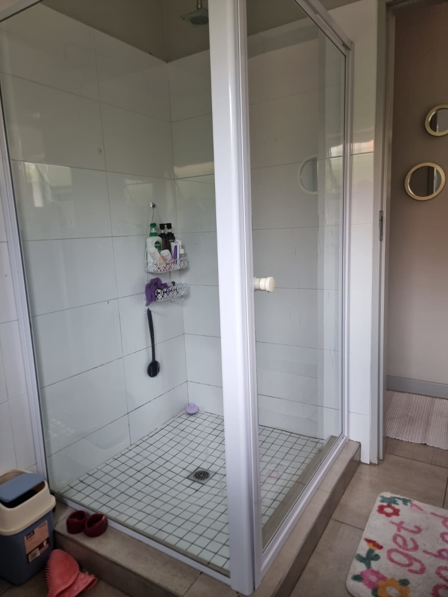 To Let 1 Bedroom Property for Rent in Brooklyn Gauteng