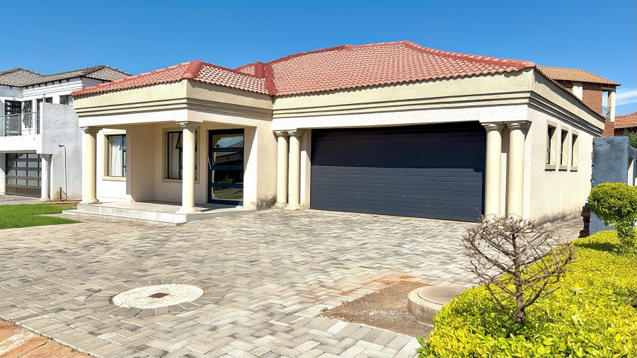 3 Bedroom Property for Sale in The Orchards Gauteng