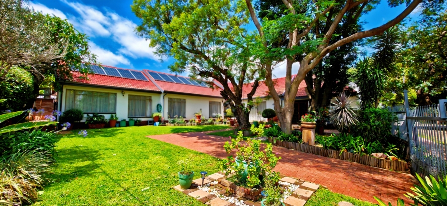 4 Bedroom Property for Sale in Magalieskruin Gauteng