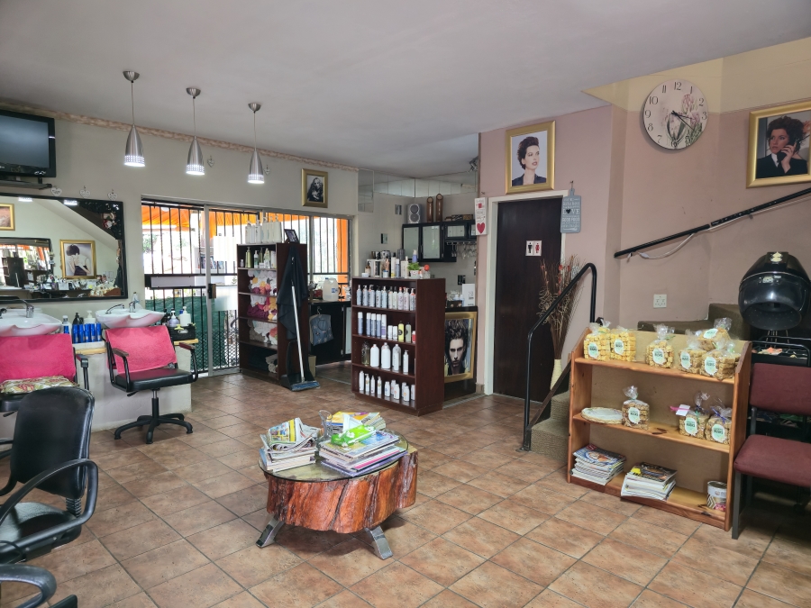 4 Bedroom Property for Sale in Florauna Gauteng