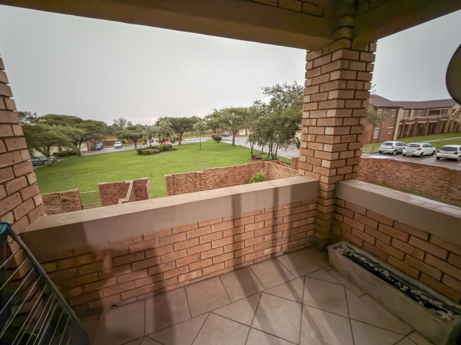 2 Bedroom Property for Sale in Mooikloof Ridge Gauteng