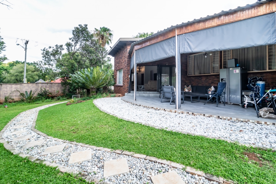 3 Bedroom Property for Sale in Waterkloof Glen Gauteng