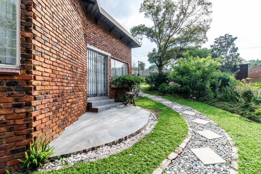 3 Bedroom Property for Sale in Waterkloof Glen Gauteng