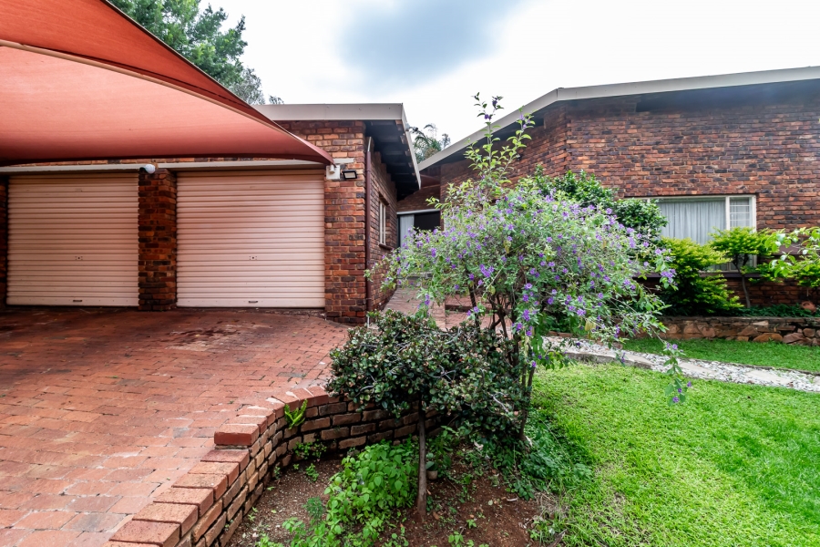 3 Bedroom Property for Sale in Waterkloof Glen Gauteng