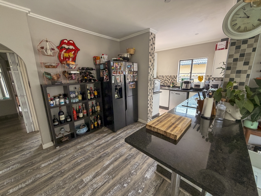 3 Bedroom Property for Sale in Garsfontein Gauteng