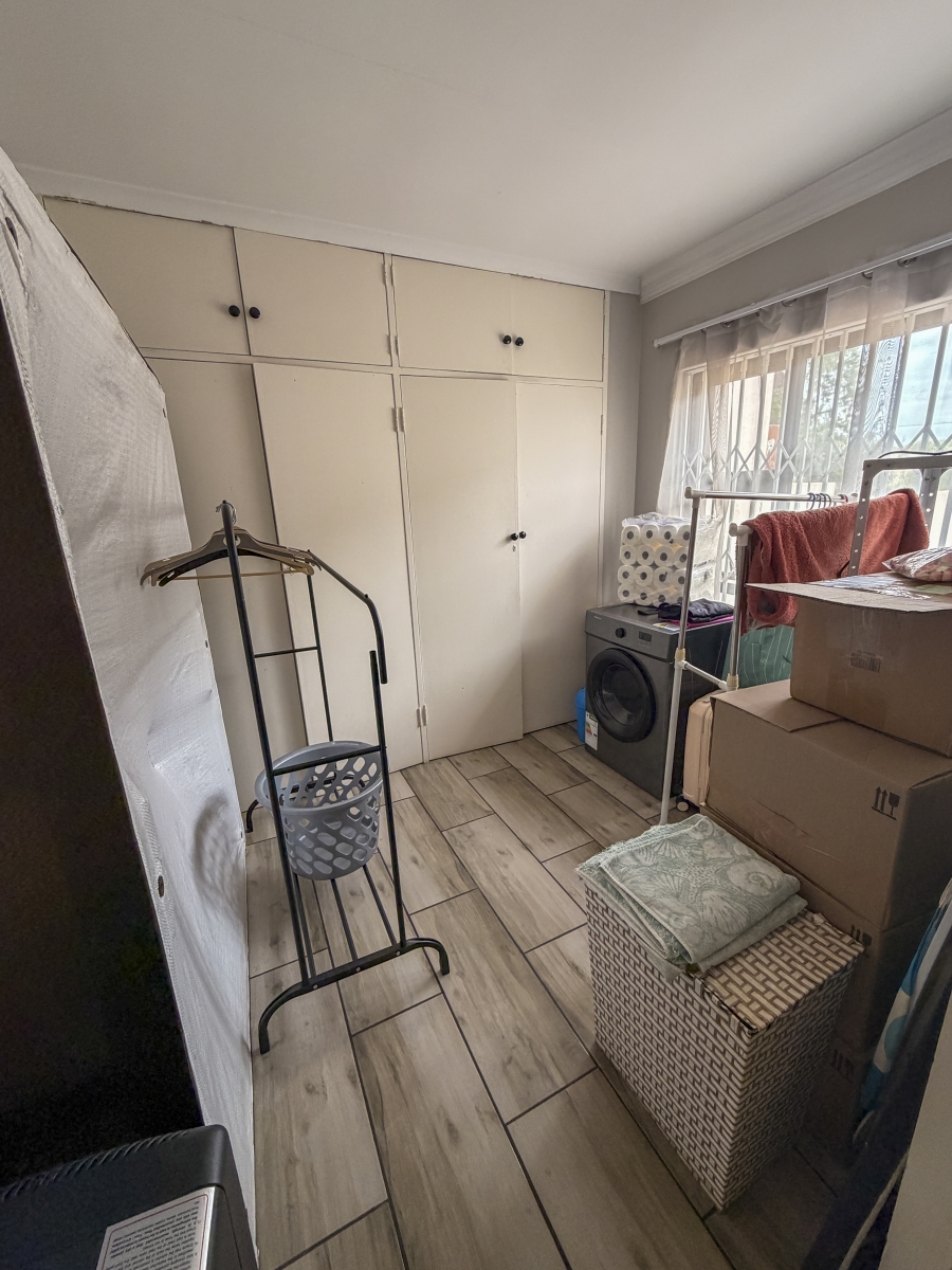 3 Bedroom Property for Sale in Garsfontein Gauteng