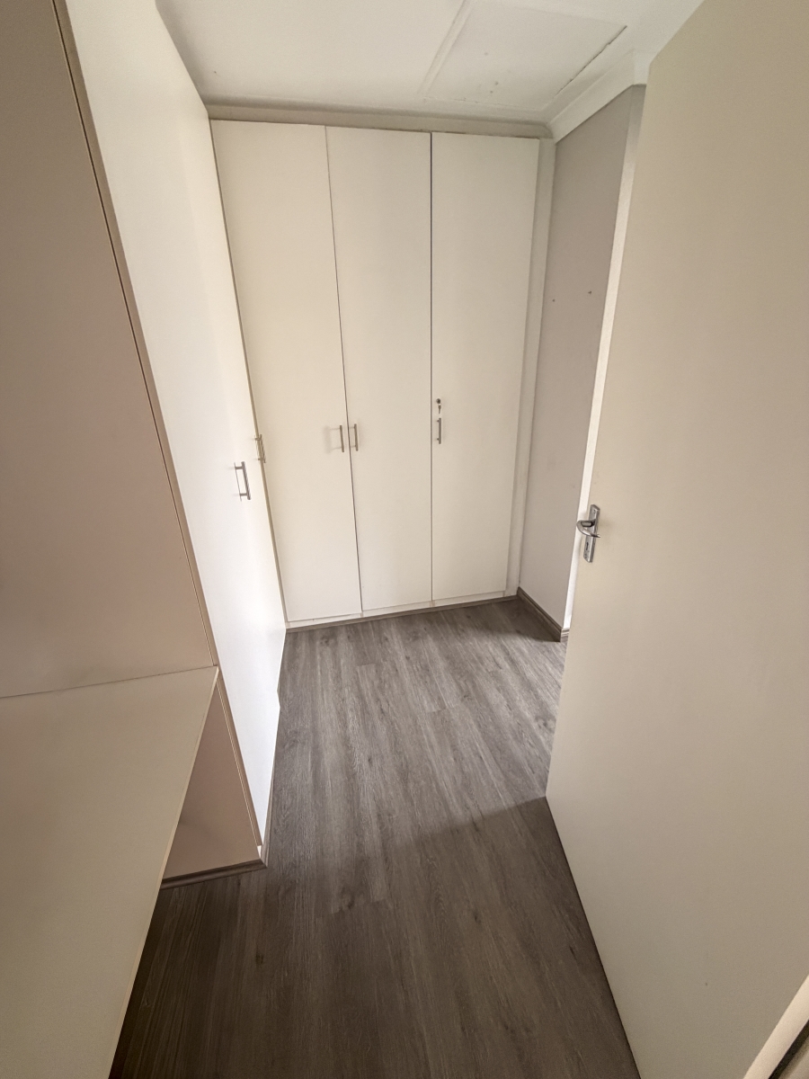 3 Bedroom Property for Sale in Garsfontein Gauteng