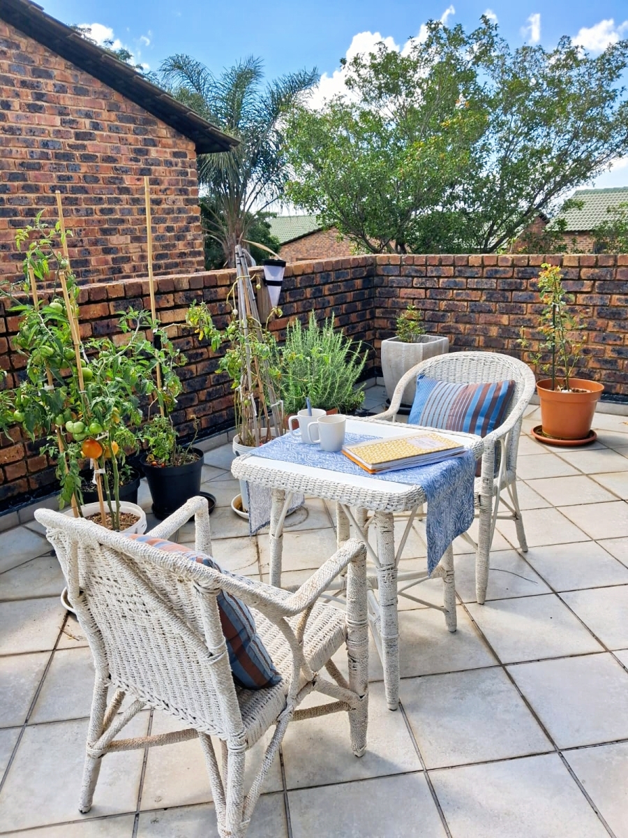 1 Bedroom Property for Sale in Noordhang Gauteng