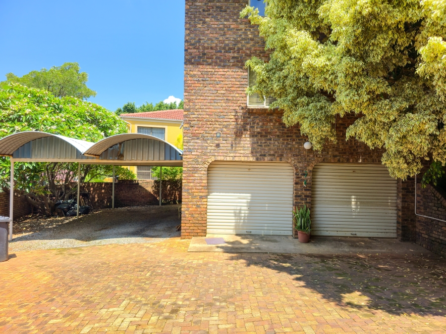 4 Bedroom Property for Sale in Amandasig Gauteng
