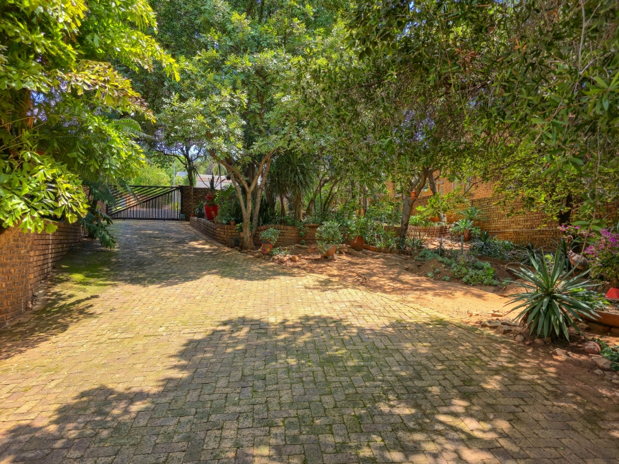 4 Bedroom Property for Sale in Amandasig Gauteng