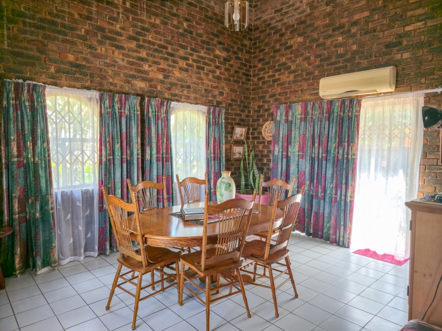 4 Bedroom Property for Sale in Amandasig Gauteng