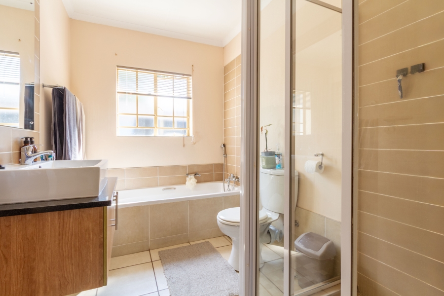 3 Bedroom Property for Sale in Equestria Gauteng