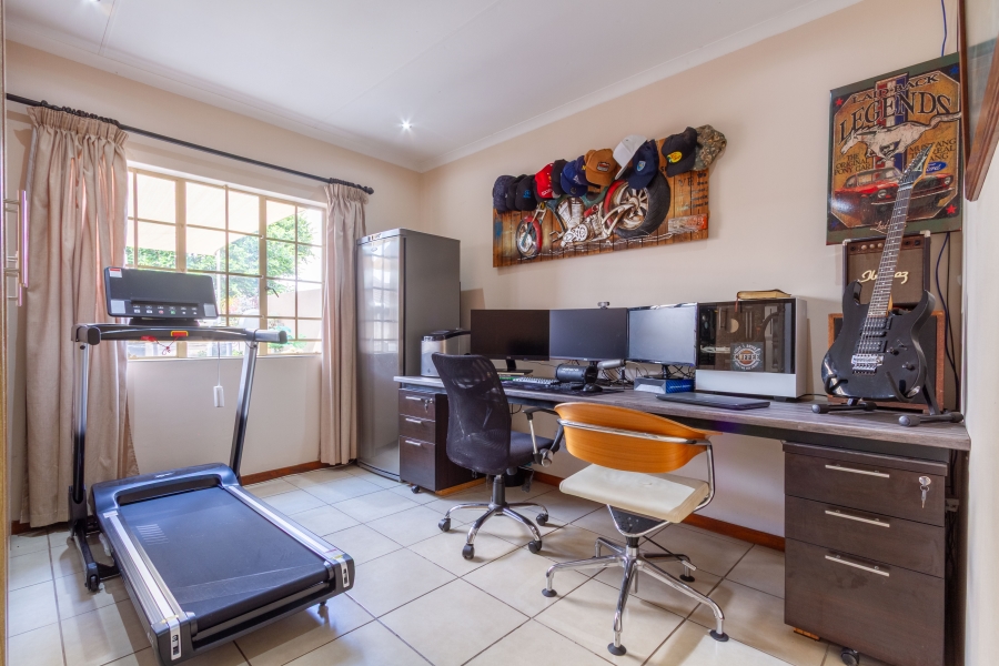 3 Bedroom Property for Sale in Equestria Gauteng