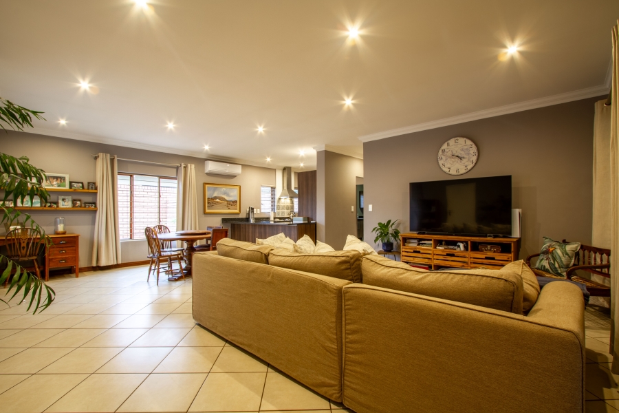 3 Bedroom Property for Sale in Equestria Gauteng