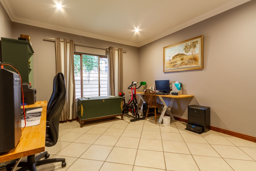 3 Bedroom Property for Sale in Equestria Gauteng