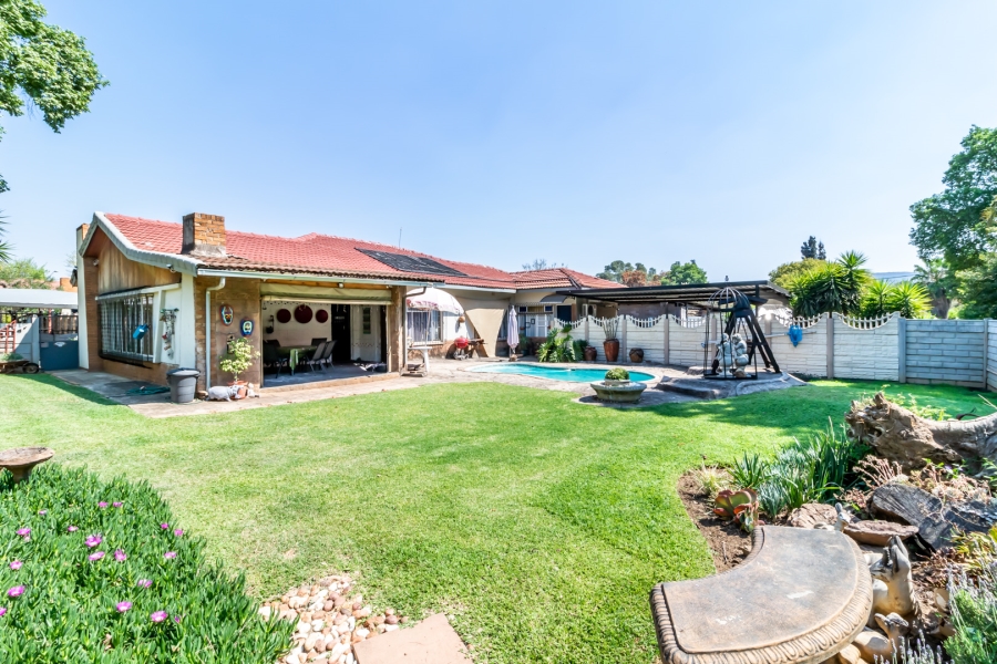 To Let 2 Bedroom Property for Rent in Gezina Gauteng