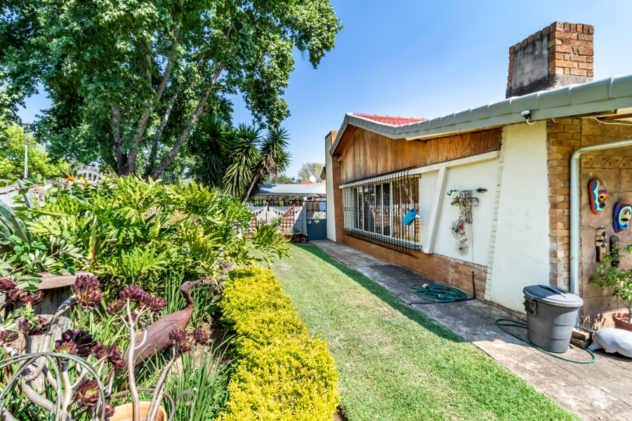 To Let 2 Bedroom Property for Rent in Gezina Gauteng