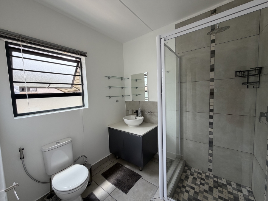 To Let 2 Bedroom Property for Rent in Raslouw Gauteng