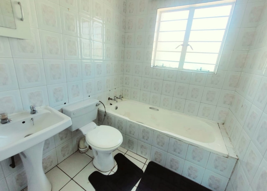 2 Bedroom Property for Sale in Primrose Gauteng