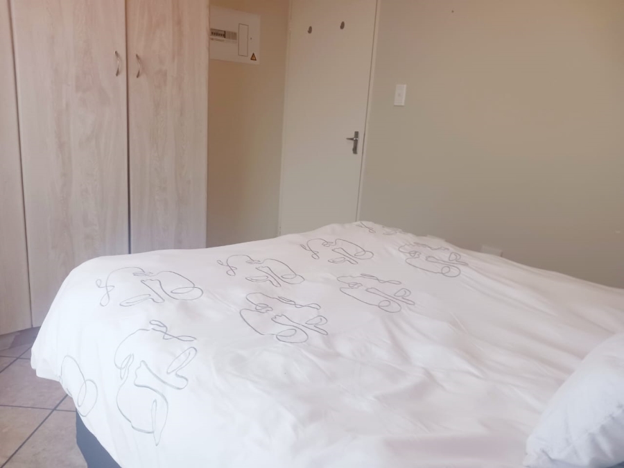 2 Bedroom Property for Sale in Florida Glen Gauteng