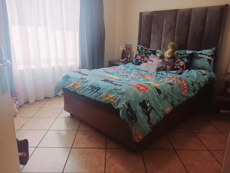 2 Bedroom Property for Sale in Florida Glen Gauteng