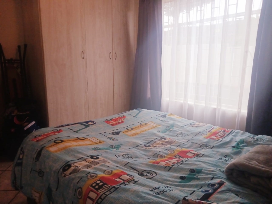 2 Bedroom Property for Sale in Florida Glen Gauteng