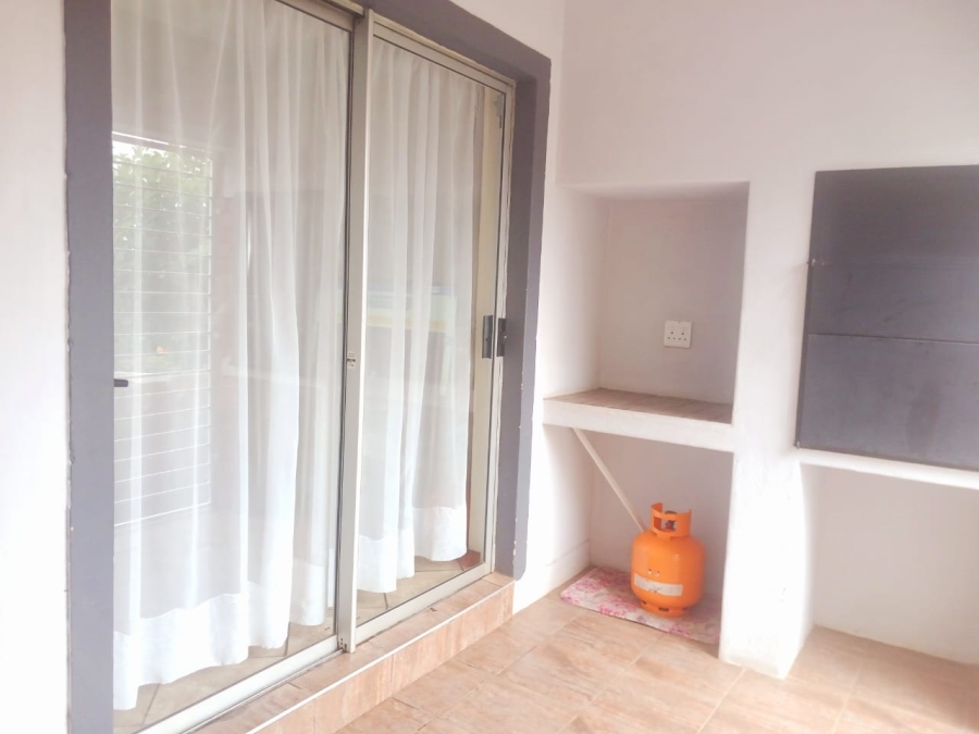 2 Bedroom Property for Sale in Florida Glen Gauteng