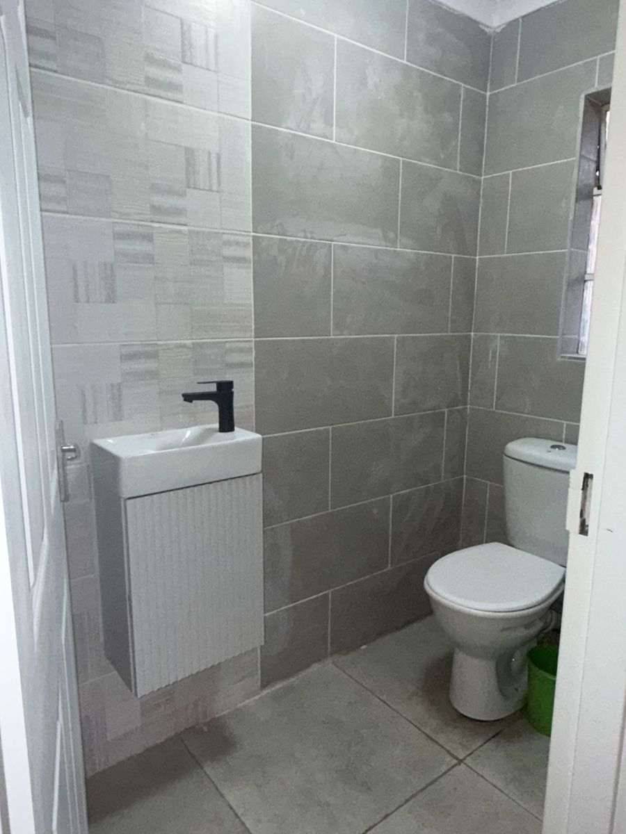 3 Bedroom Property for Sale in Little Falls Gauteng