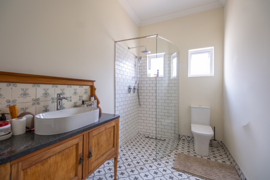 6 Bedroom Property for Sale in Weltevreden Park Gauteng