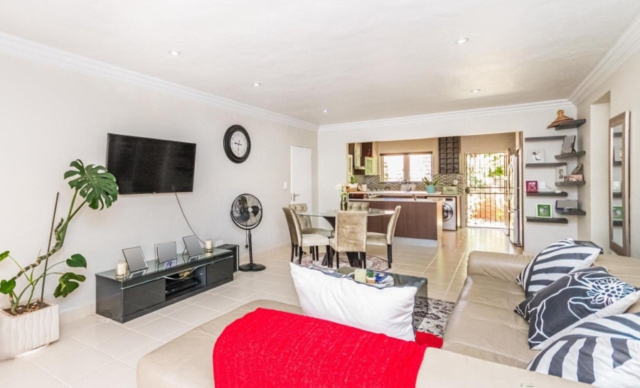 3 Bedroom Property for Sale in Ruimsig Gauteng