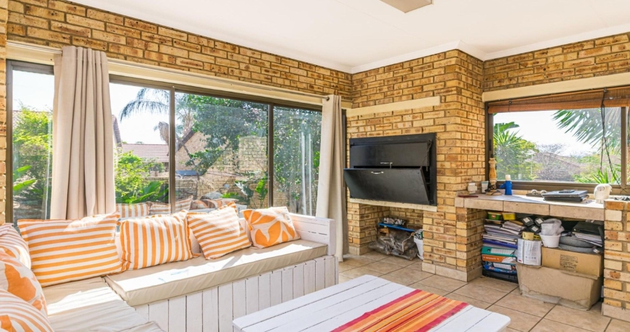 3 Bedroom Property for Sale in Ruimsig Gauteng