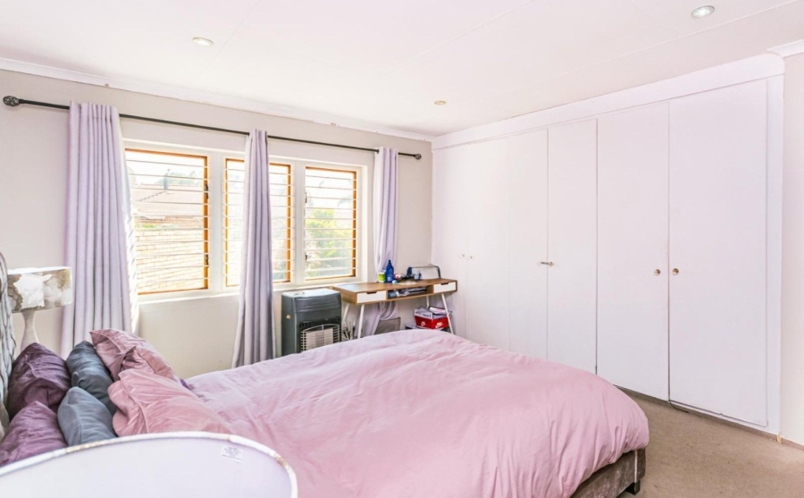 3 Bedroom Property for Sale in Ruimsig Gauteng