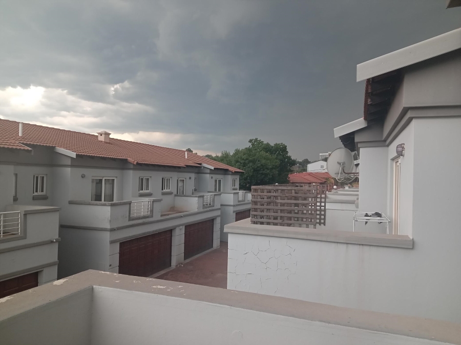 3 Bedroom Property for Sale in Ferndale Gauteng