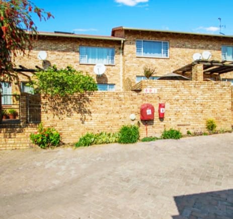 2 Bedroom Property for Sale in Sundowner Gauteng