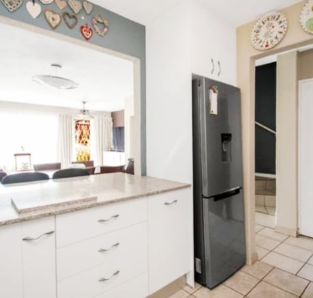 2 Bedroom Property for Sale in Sundowner Gauteng