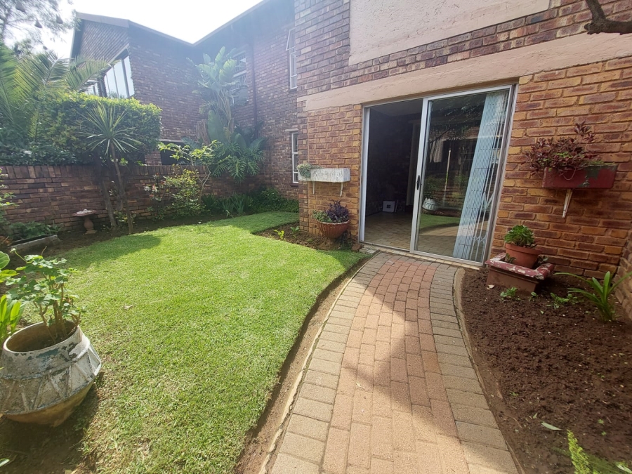 2 Bedroom Property for Sale in Northcliff Gauteng