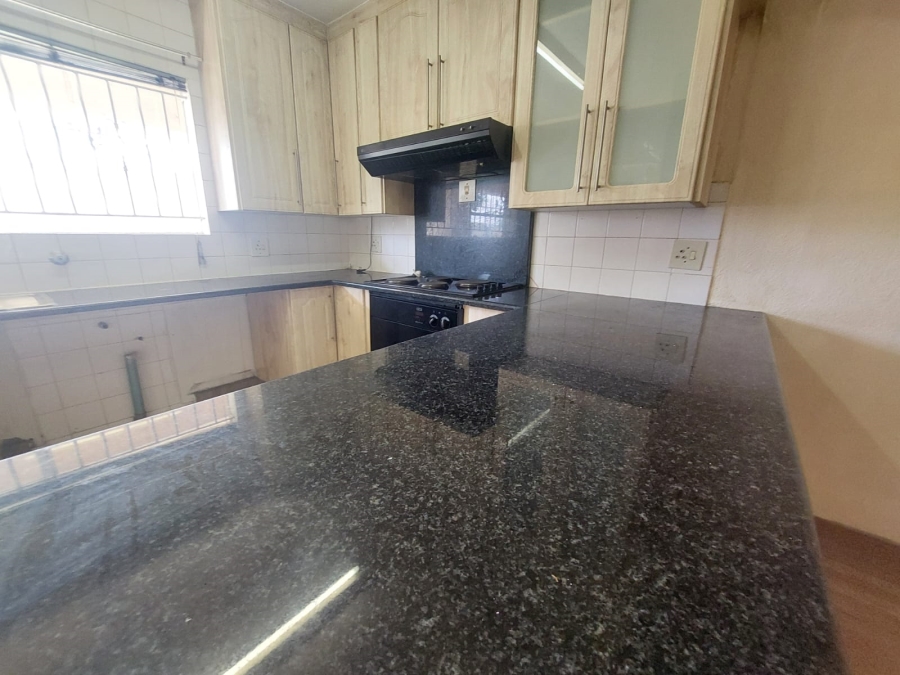 2 Bedroom Property for Sale in Northcliff Gauteng