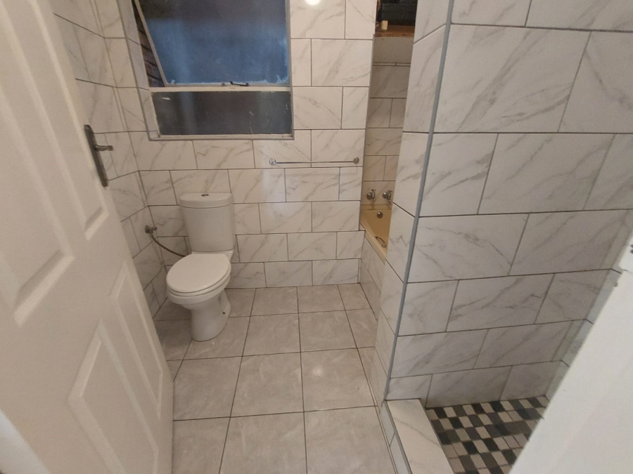 2 Bedroom Property for Sale in Northcliff Gauteng