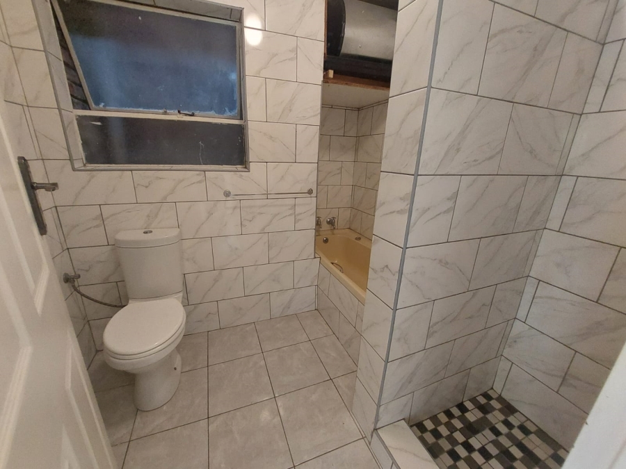 2 Bedroom Property for Sale in Northcliff Gauteng