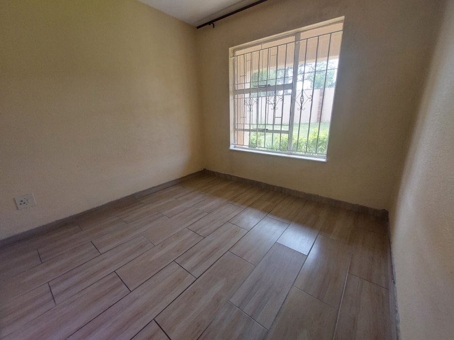 2 Bedroom Property for Sale in Northcliff Gauteng