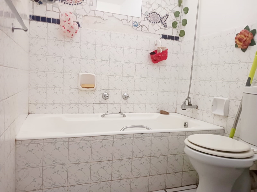 2 Bedroom Property for Sale in Windsor West Gauteng