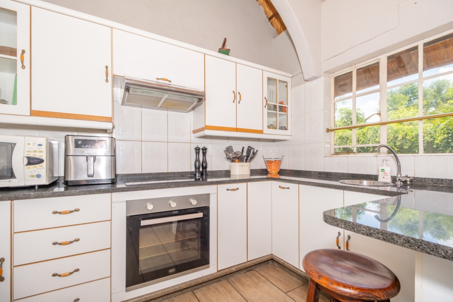 5 Bedroom Property for Sale in Weltevreden Park Gauteng